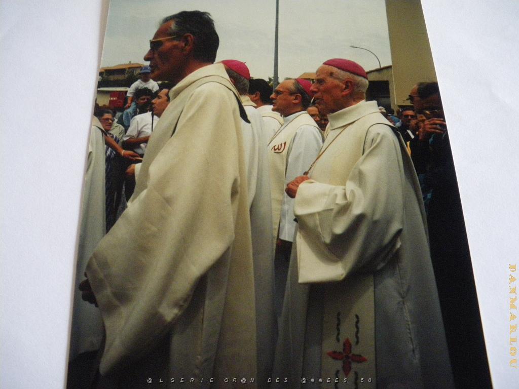 nimes monseigneur lacaste ancien eveque d'oran  ascension a nimes.JPG